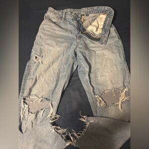 American Eagle Outfitters Light Blue Distressed Jeans
